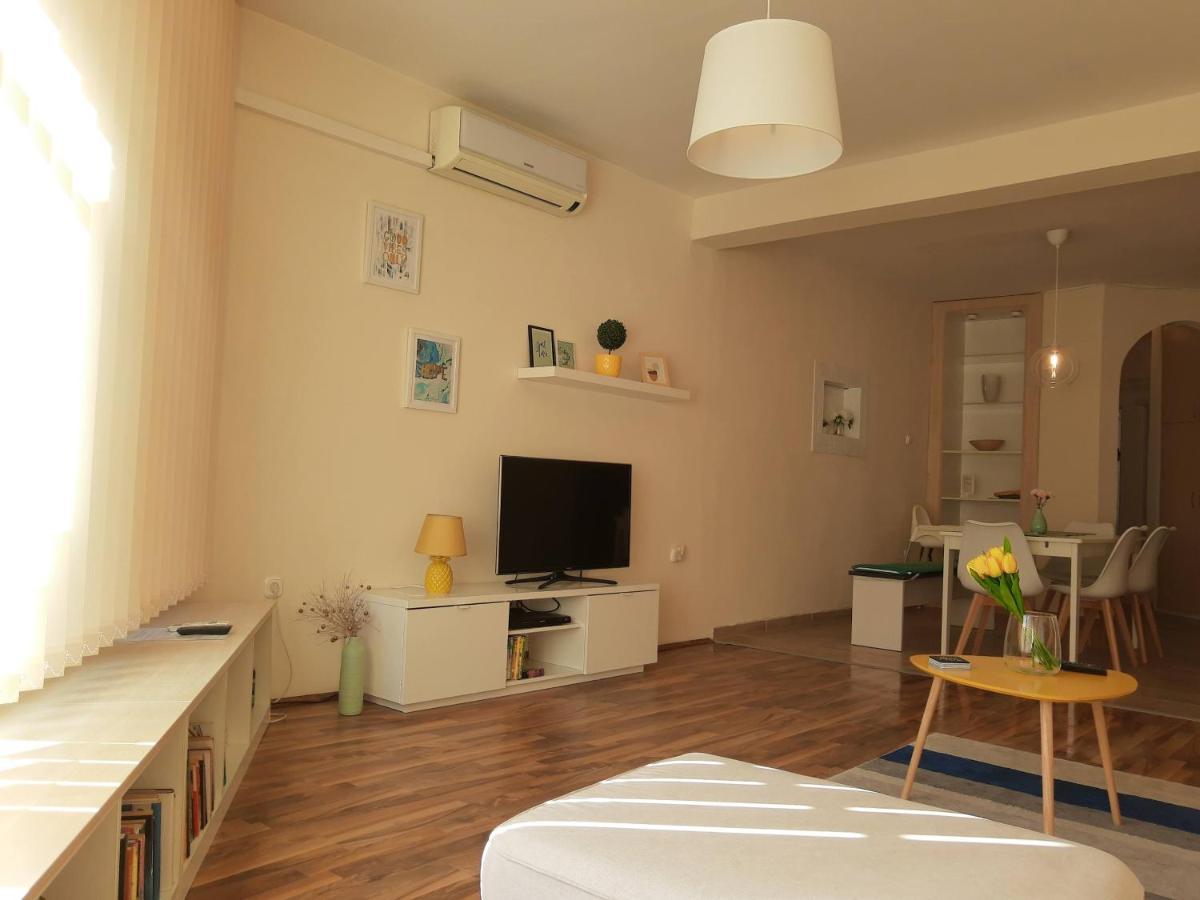 Főnix Family apartment a step from Széchenyi Square Pécs Exterior foto